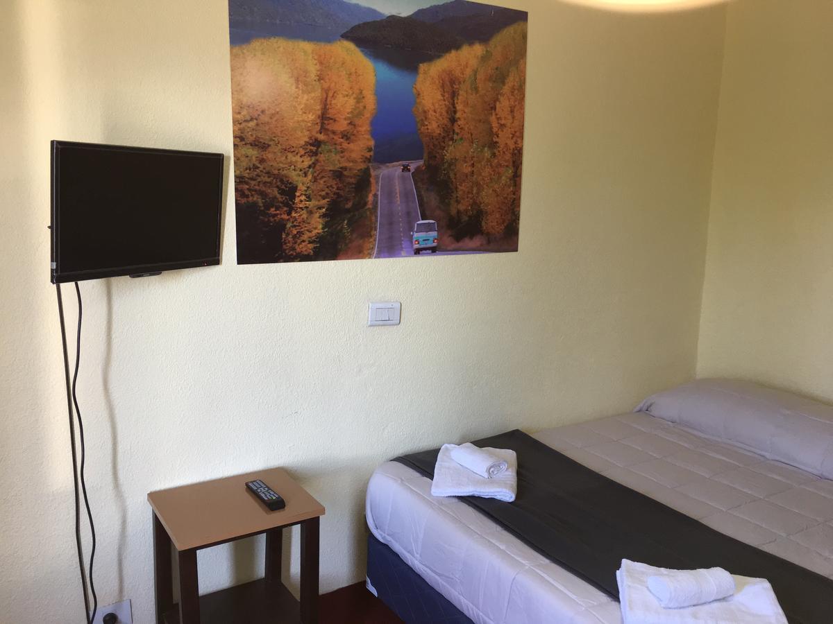 Italia Inn Hostel San Carlos de Bariloche Exteriör bild